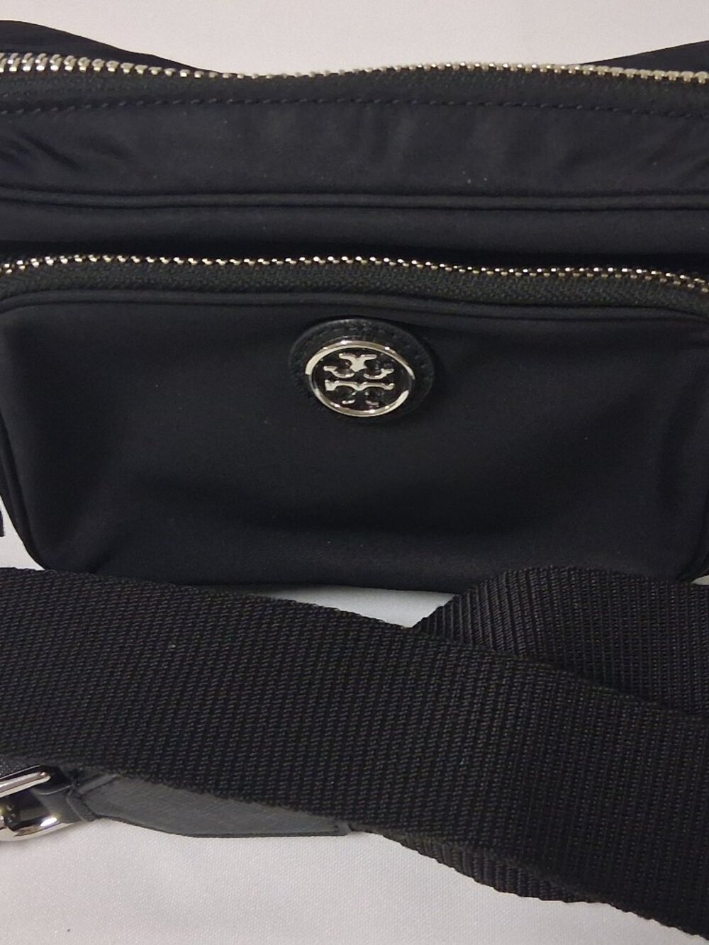 Tory Burch Virginia Mini Crossbody – Black (Style #84996-001)